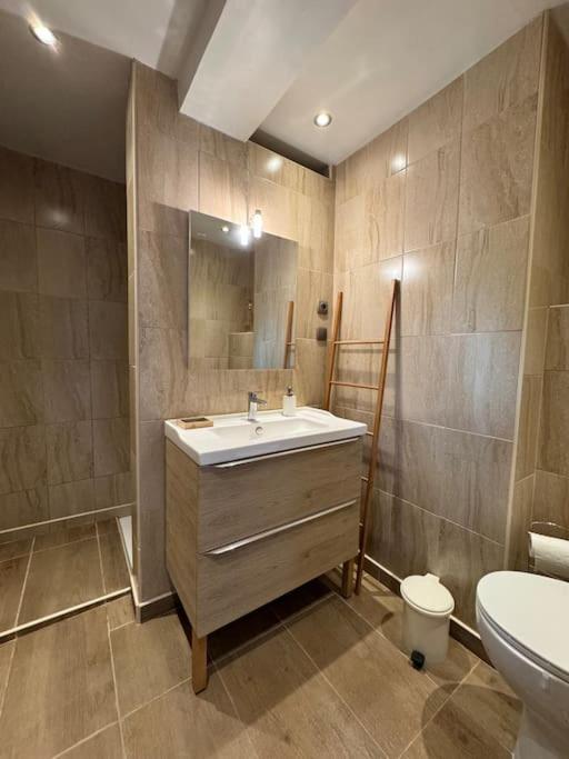 Appartement De Plain-Pied Avec Jardin Avignon Exterior foto