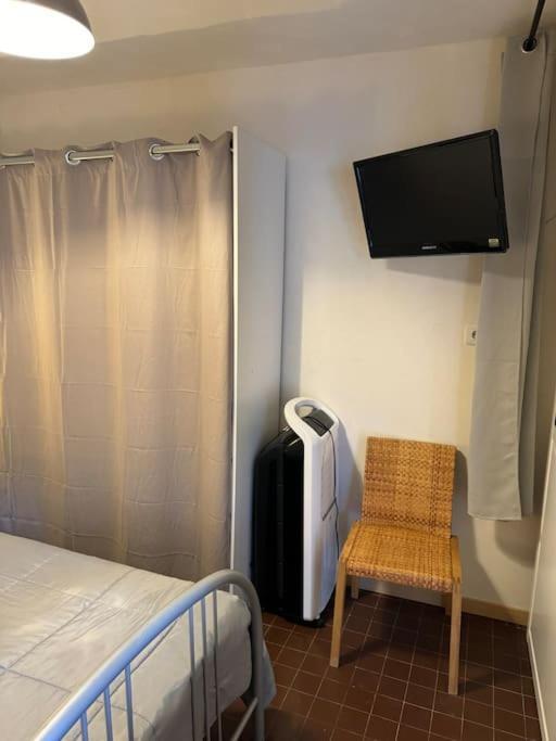 Appartement De Plain-Pied Avec Jardin Avignon Exterior foto