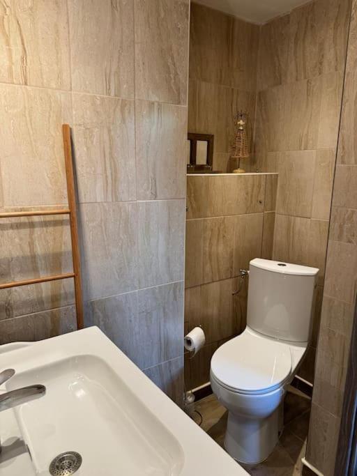 Appartement De Plain-Pied Avec Jardin Avignon Exterior foto